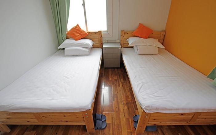 Zhuangse Chengdu Youth Hostel מראה חיצוני תמונה